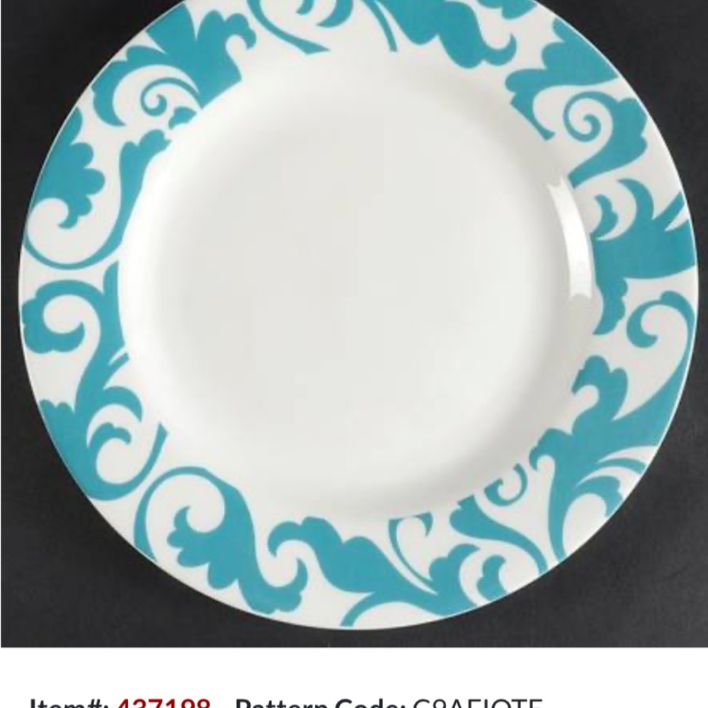 Set of 4 scroll blue and white ciorao desert Rim plates size 6x6